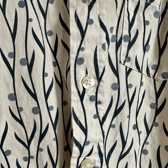 Kennington - Short Sleeve Button-Down Shirt - Large - Picture 3 of 10